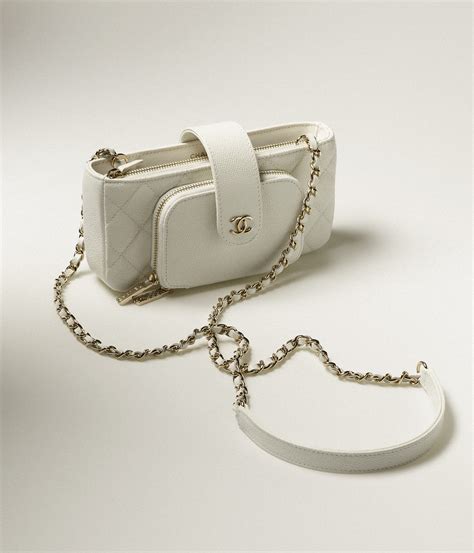 chanel porta cellulare|Porta cellulare con catena .